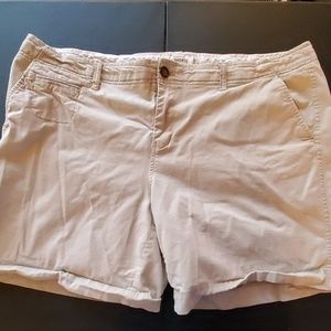 Old Navy Perfect Khaki Shorts